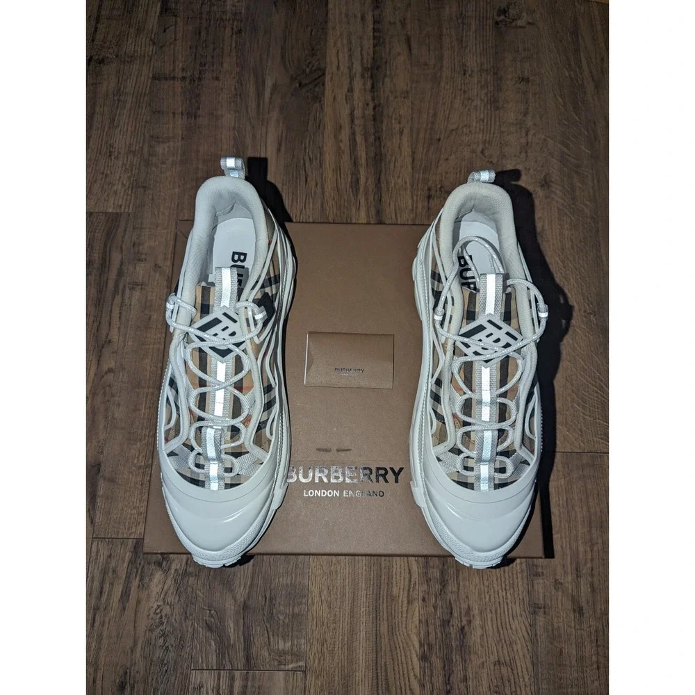 Burberry elevate your